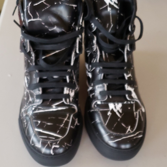 BALENCIAGA SPLAT HIGH TOP LEATHER SNEAKERS - Picture 6 of 16